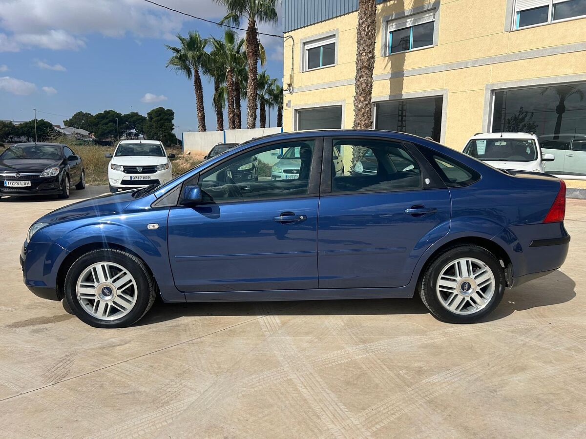 FORD FOCUS GHIA 1.8 TDCI MANUAL SPANISH LHD IN SPAIN 98000 MILES SUPERB 2005